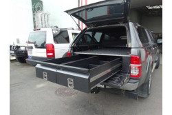ZABUDOWA WYPRAWOWA TOYOTA HILUX 11-15