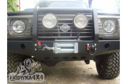 ZDERZAK PRZÓD Z BULLBAREM BEZ OTWORÓW NA LAMPY NISSAN PATROL Y60