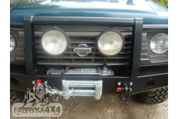 ZDERZAK PRZÓD Z BULLBAREM BEZ OTWORÓW NA LAMPY NISSAN PATROL Y60