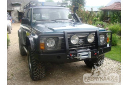 ZDERZAK PRZÓD Z BULLBAREM BEZ OTWORÓW NA LAMPY NISSAN PATROL Y60