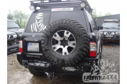 ZDERZAK TYŁ Z PŁYTĄ POD WYCIĄGARKĘ NISSAN PATROL Y61