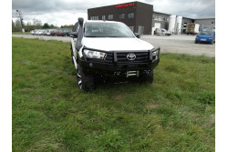 ZDERZAK PRZEDNI Z BULLBAREM TOYOTA HILUX REVO 2016-
