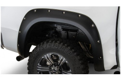 POSZERZENIA NADKOLI BUSHWACKER - TOYOTA TUNDRA 07-13
