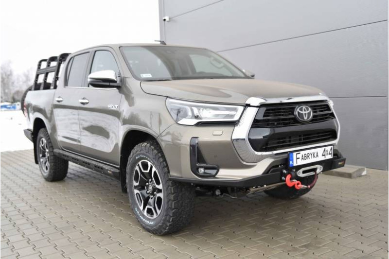 ZDERZAK PRZÓD WERSJA SLIM TOYOTA HILUX REVO 2020-