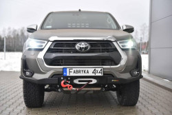 ZDERZAK PRZÓD WERSJA SLIM TOYOTA HILUX REVO 2020-