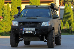 Aluminiowa przednia osłona podwozia, silnika - Toyota Hilux Vigo 11-15 do zderzaka Z014