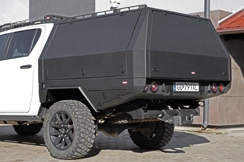 Zabudowa paki pickup Toyota Hilux Revo - bed replacement More 4x4 - Cargo