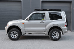 Mitsubishi Pajero 3 V60 short roof rack More 4x4
