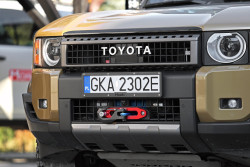 Winch mounting plate - Toyota Land Cruiser J250 - More 4x4
