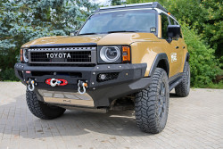 Zderzak przedni stalowy MorE 4x4 do Toyota Land Cruiser 250 24+