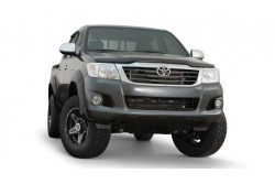 Poszerzenia błotników BUSHWACKER - Toyota Hilux